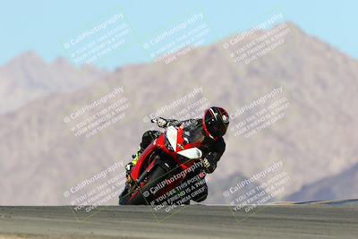 media/Feb-13-2022-SoCal Trackdays (Sun) [[c9210d39ca]]/Turn 9 (1145am)/